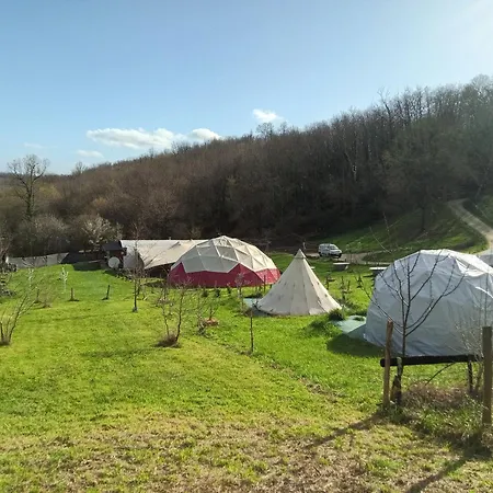 Igloo, Lodge Et Tipi Confortable Luxussátor L'Honor-de-Cos